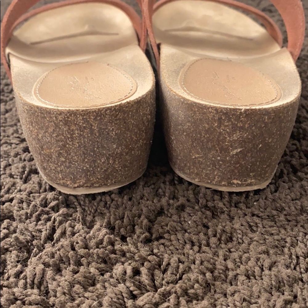 Universal Thread Sandals - Picture 4 of 4